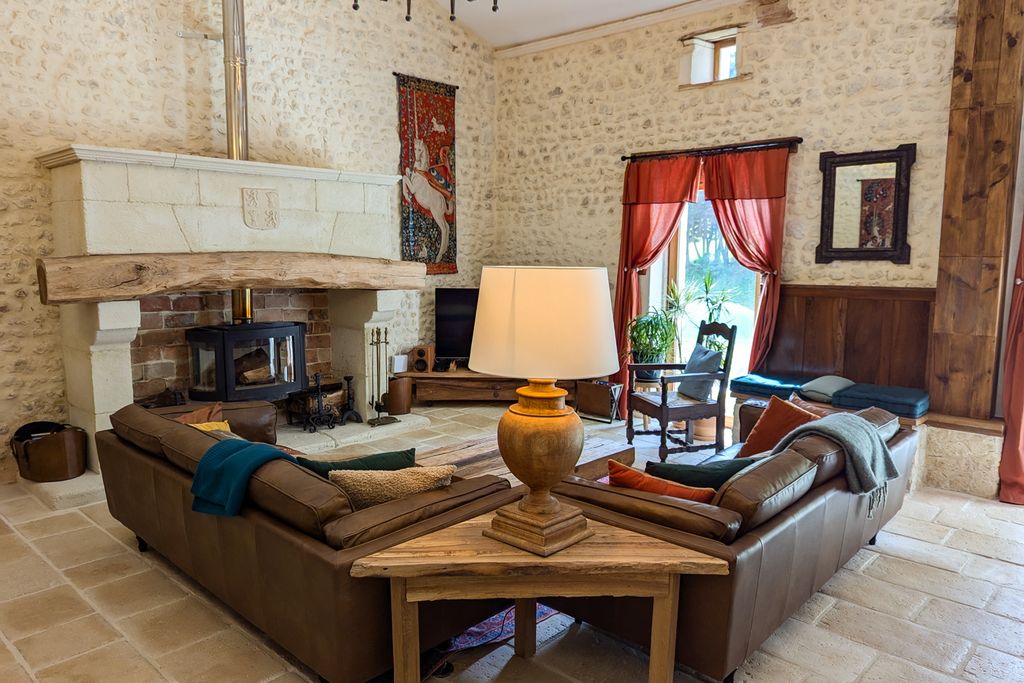 Manoir des Fables Aquitane OliversTravels 4