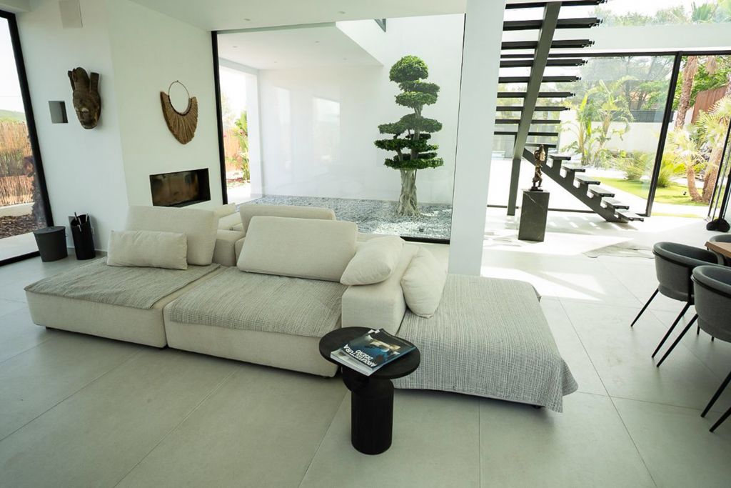 Villa Calypso SH OliversTravels 4