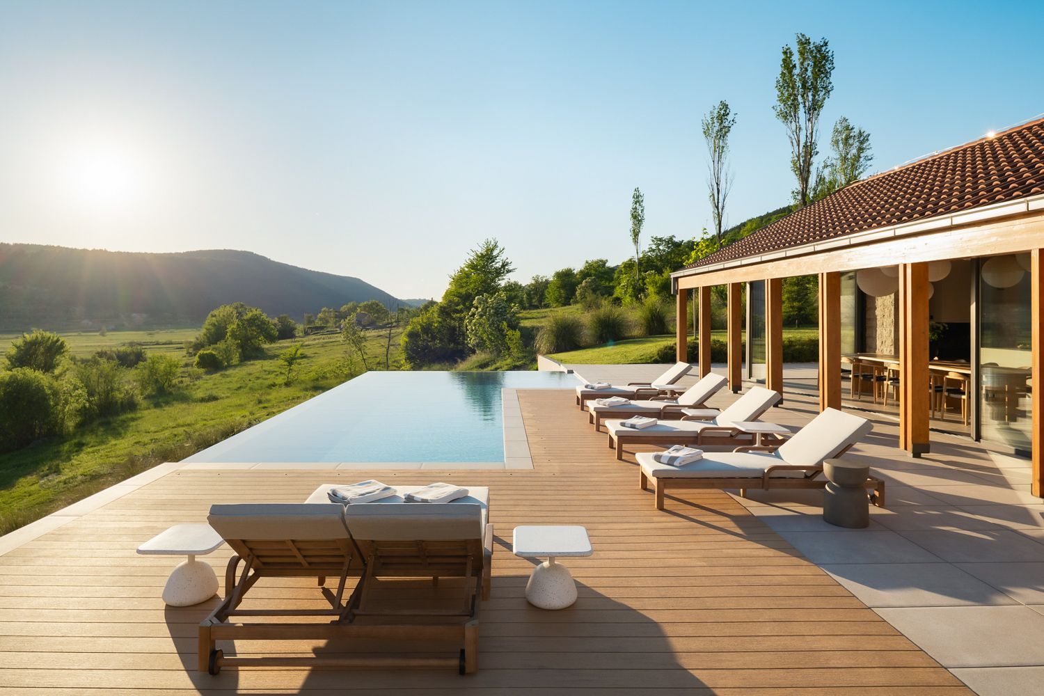 Villa More & Mir
