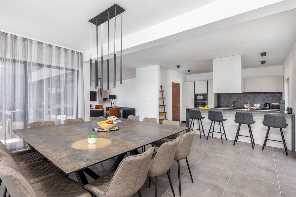 Villa Nocturne Istria OliversTravels 4