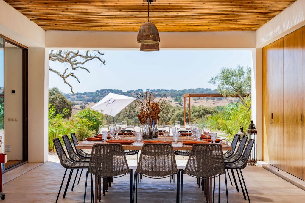 Colina Verde Lisbon Coast OliversTravels 4