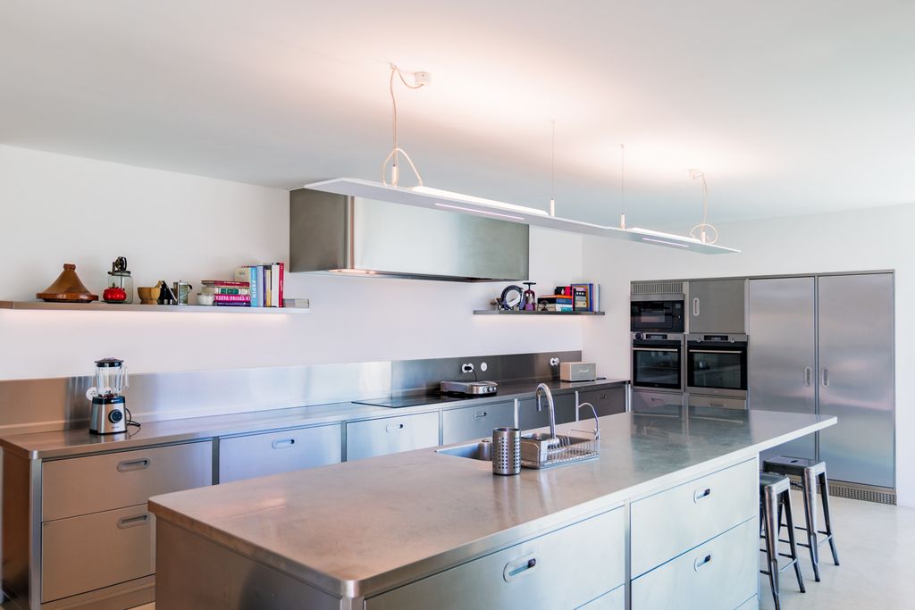 Colina Verde Lisbon Coast OliversTravels 5