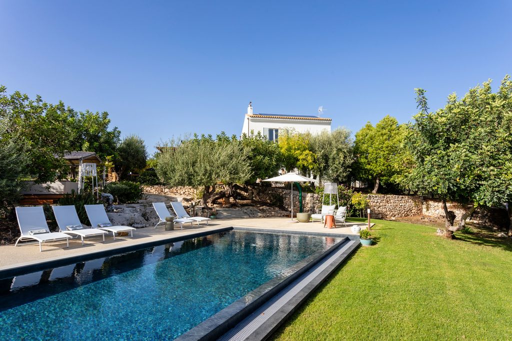 Villa Sudest Sicily OliversTravels 1