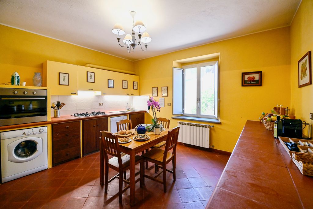 Villa Faruffini Lazio Olivers Travels5