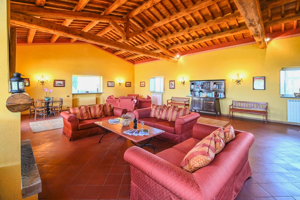 Villa Faruffini Lazio Olivers Travels4