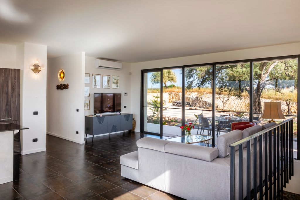 Villa Eccelsa Sicily OliversTravels 3