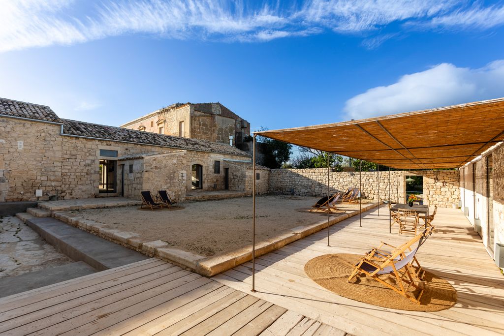 Villa Mandarino Sicily OliversTravels 1