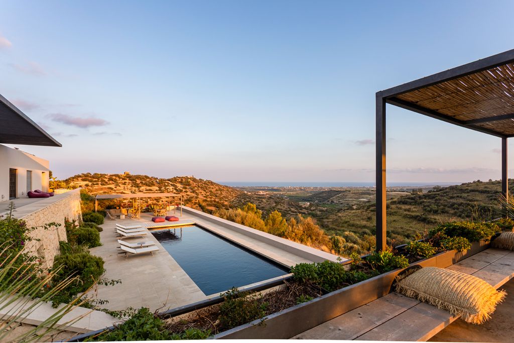 Villa Ducezio Sicily OliversTravels 1