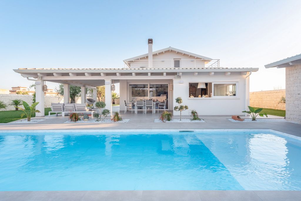 Villa Cipride Sicily OliversTravels 1