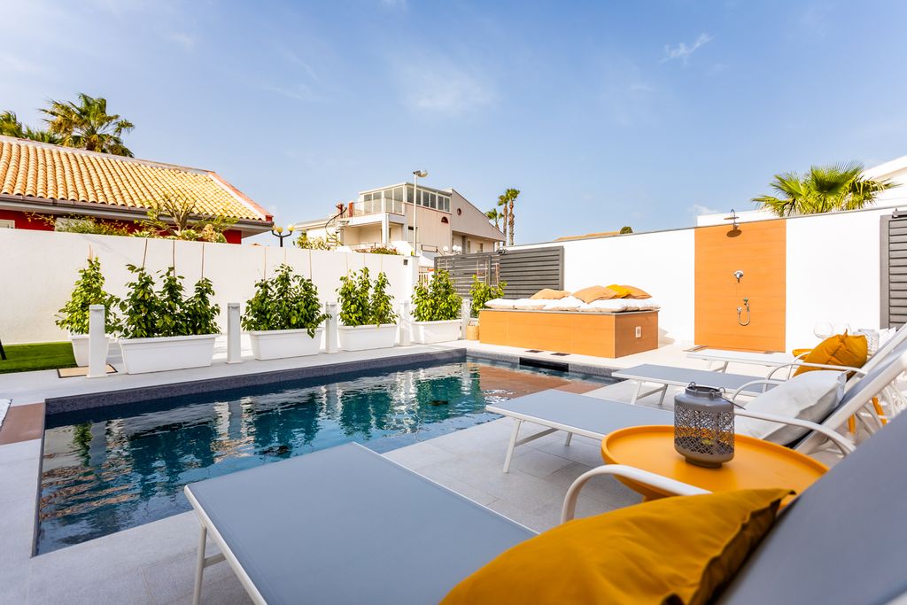 Villa Vivere Sicily OliversTravels 2