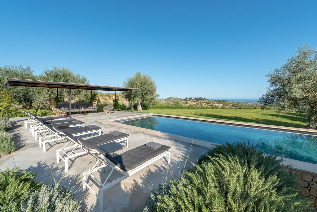 Villa Valenza Sicily OliversTravels 2