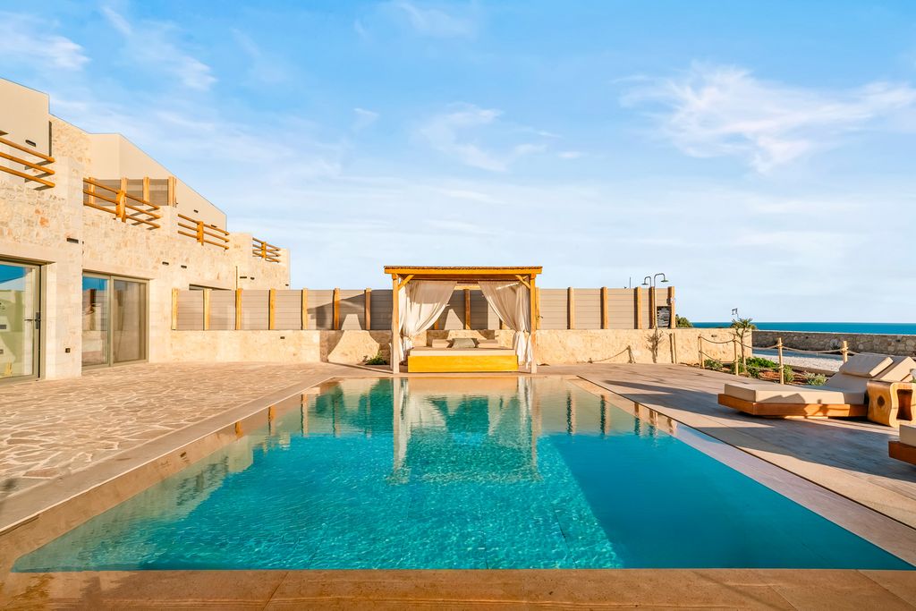 Villa Honeycombe Crete OliversTravels 3