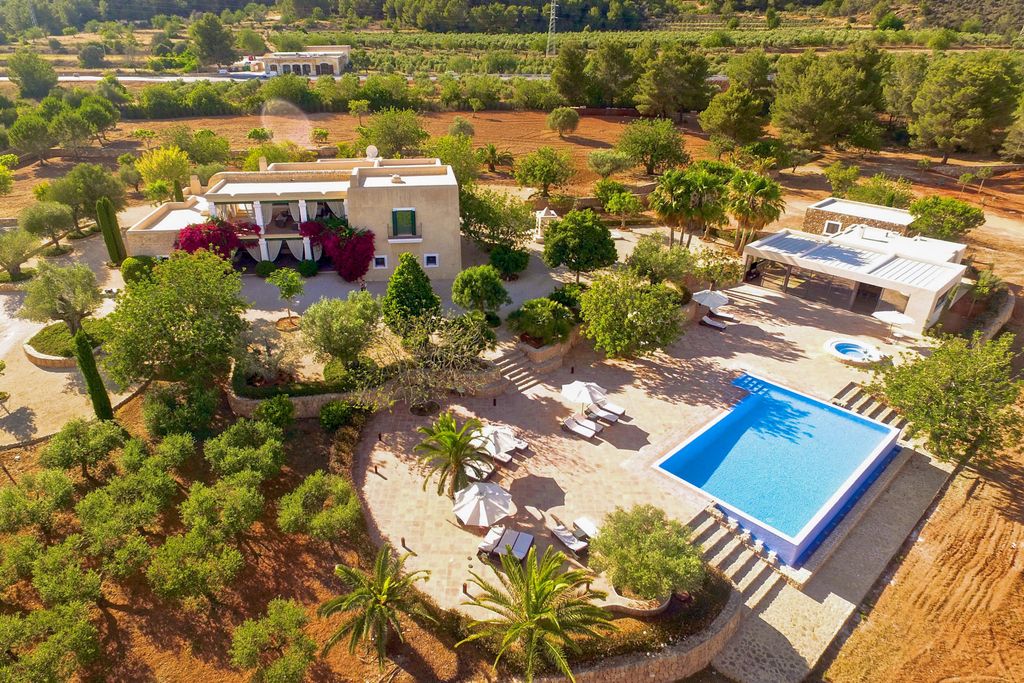 Can Ibiza Campo OliversTravels 1.2
