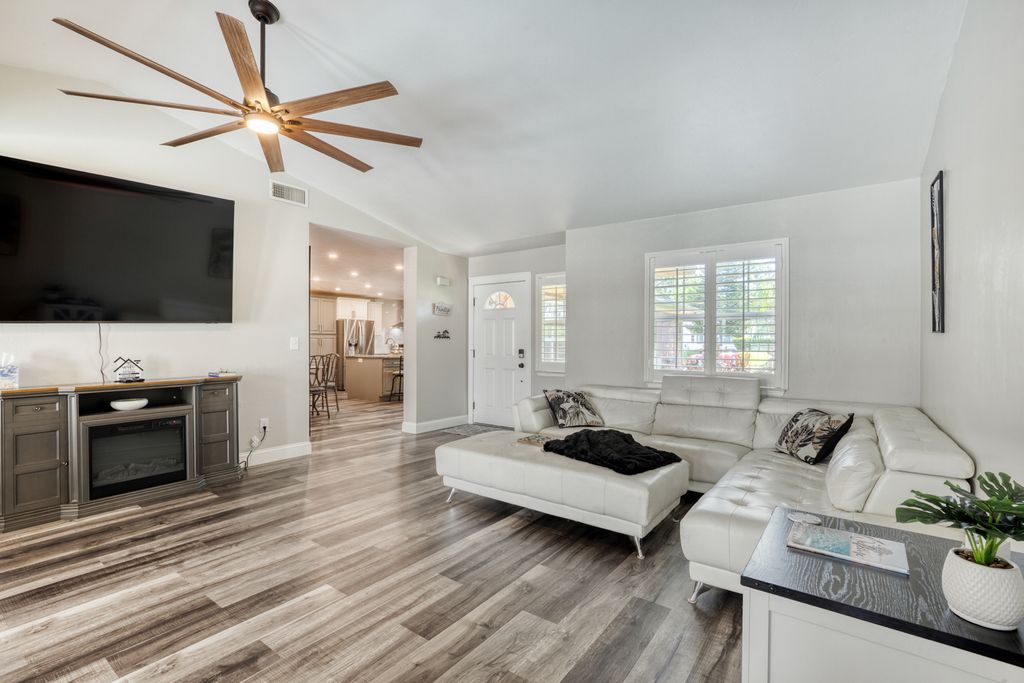 Port Orange Place Daytona Beach OliversTravels 4