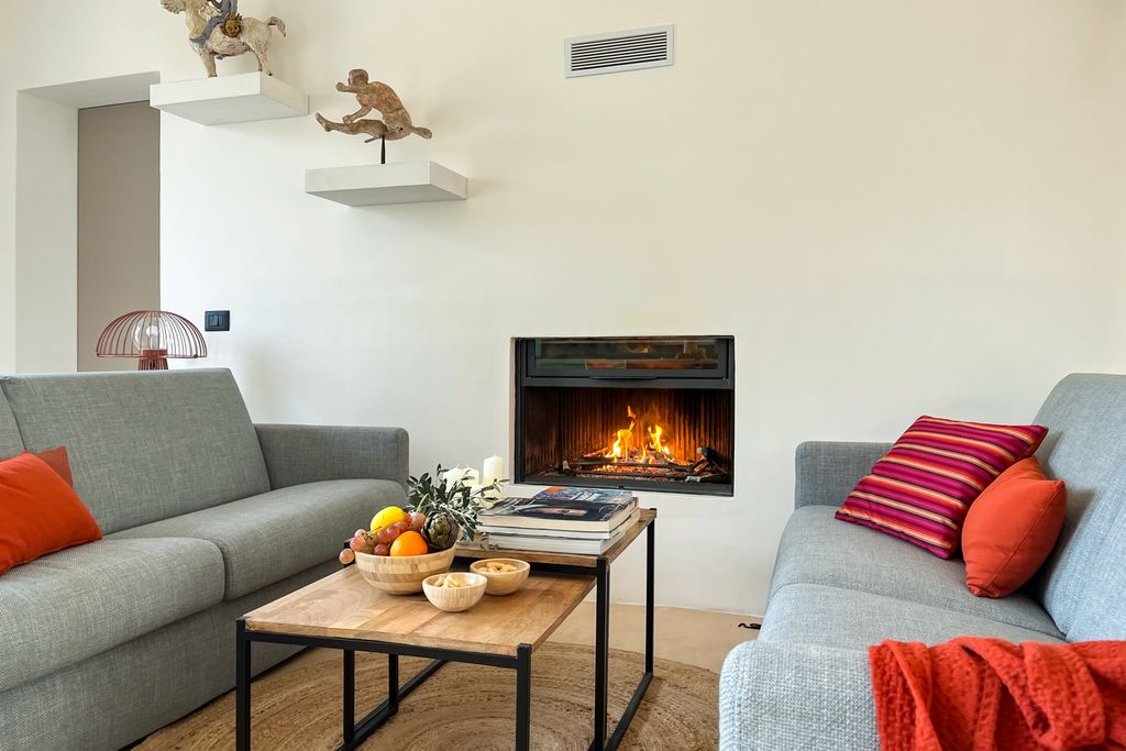 Trulli Di Erinaceo Puglia Olivers Travels3