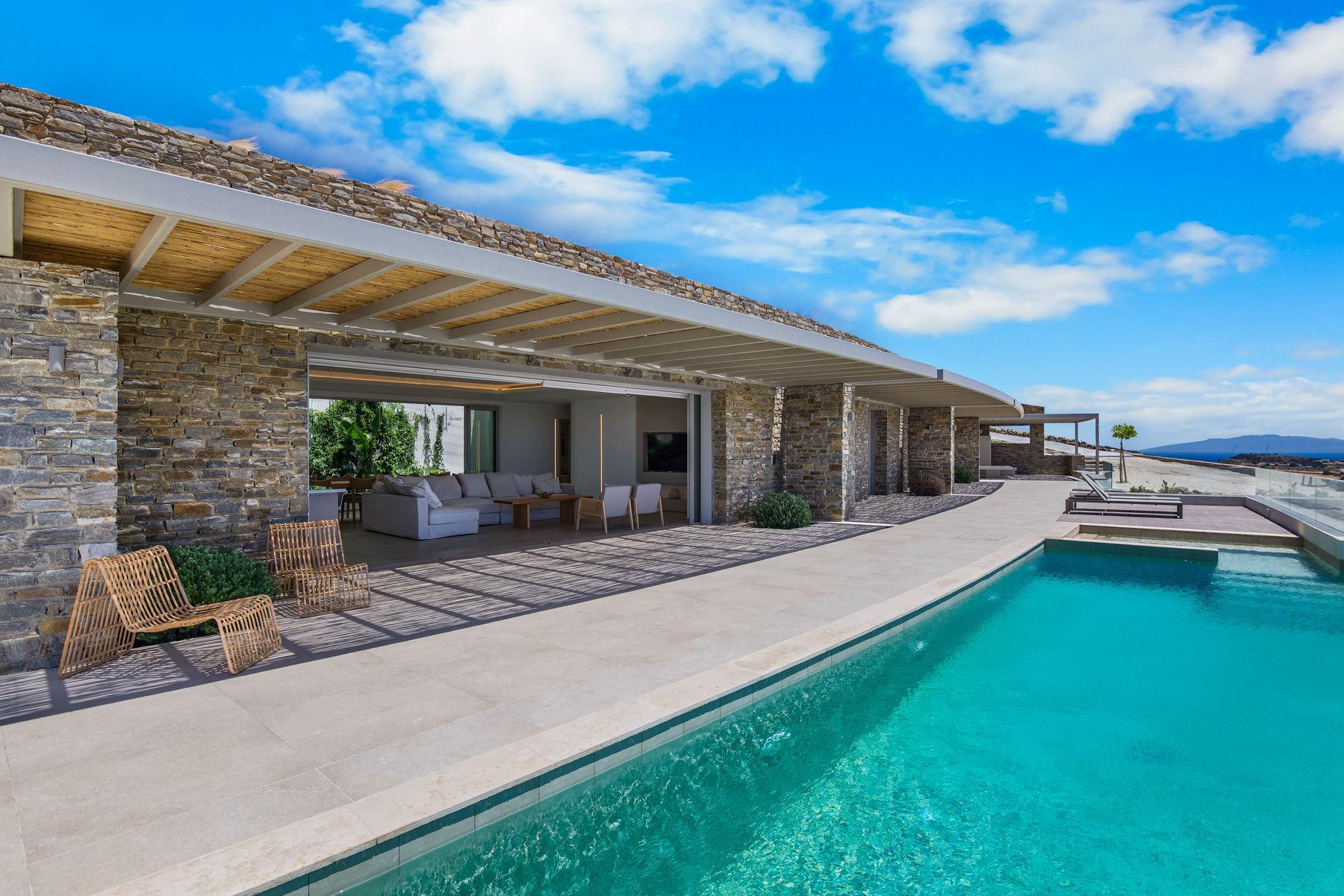 Paros Prism