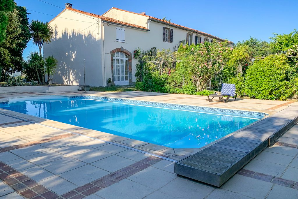 Domaine Des Pavots Langudoc France OliversTravls 3