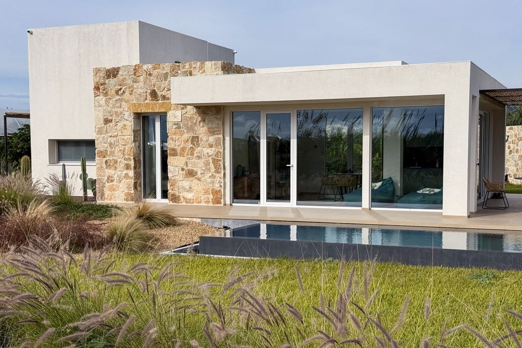 Villa Avelia OliversTravels 1
