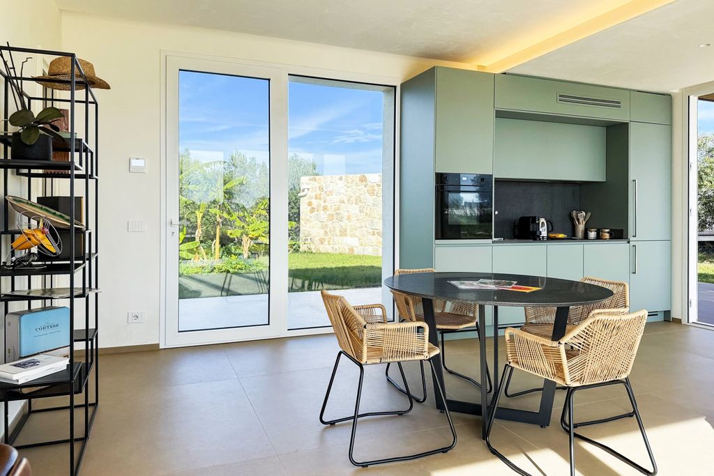 Villa Avelia OliversTravels 5