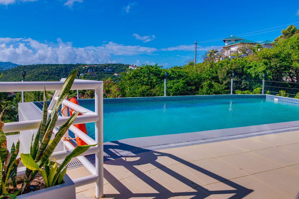 Cap Estate Cabana OliversTravels 1