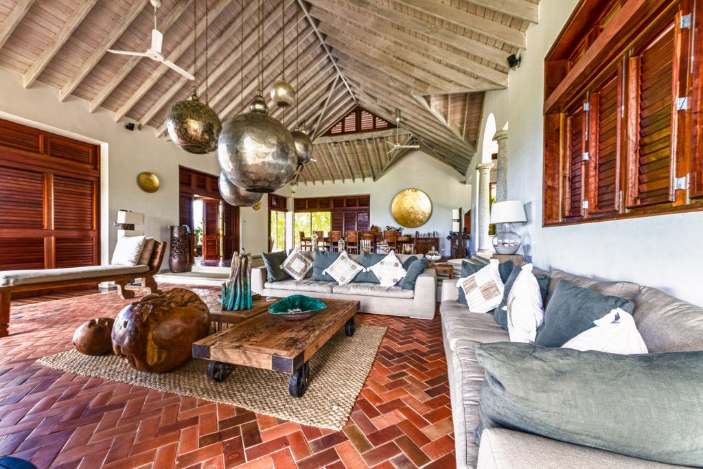 Marigot Manor OliversTravels 3