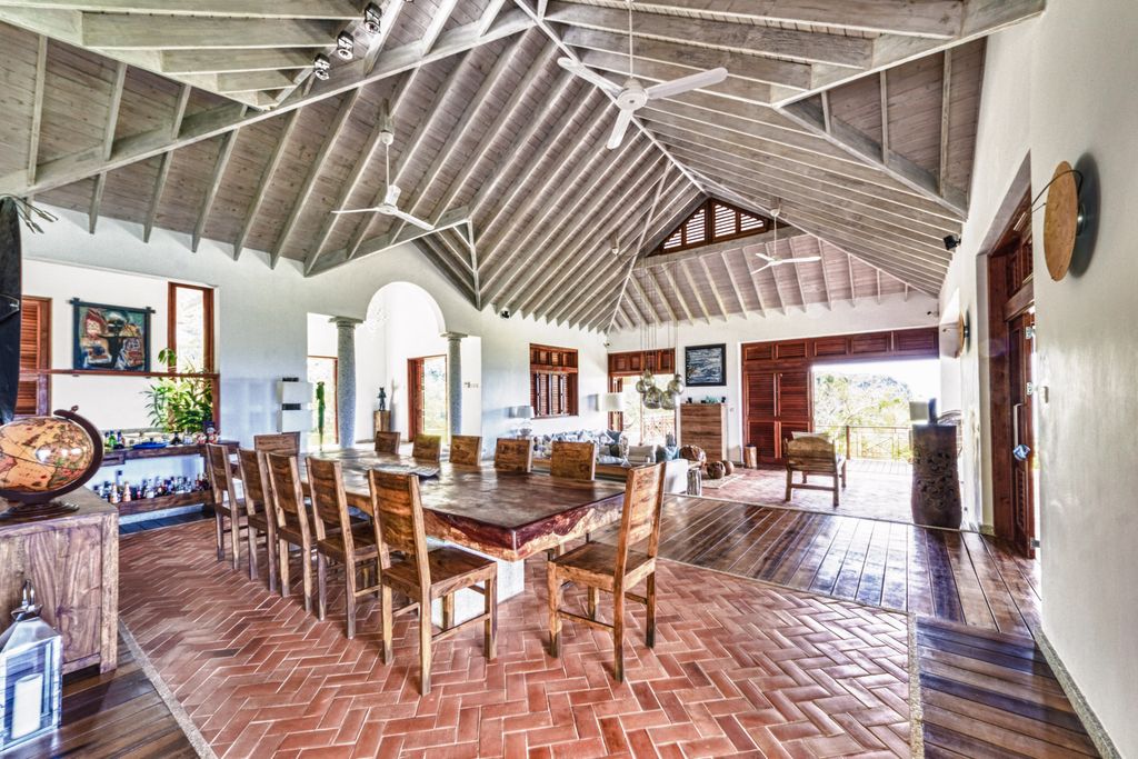 Marigot Manor OliversTravels 4