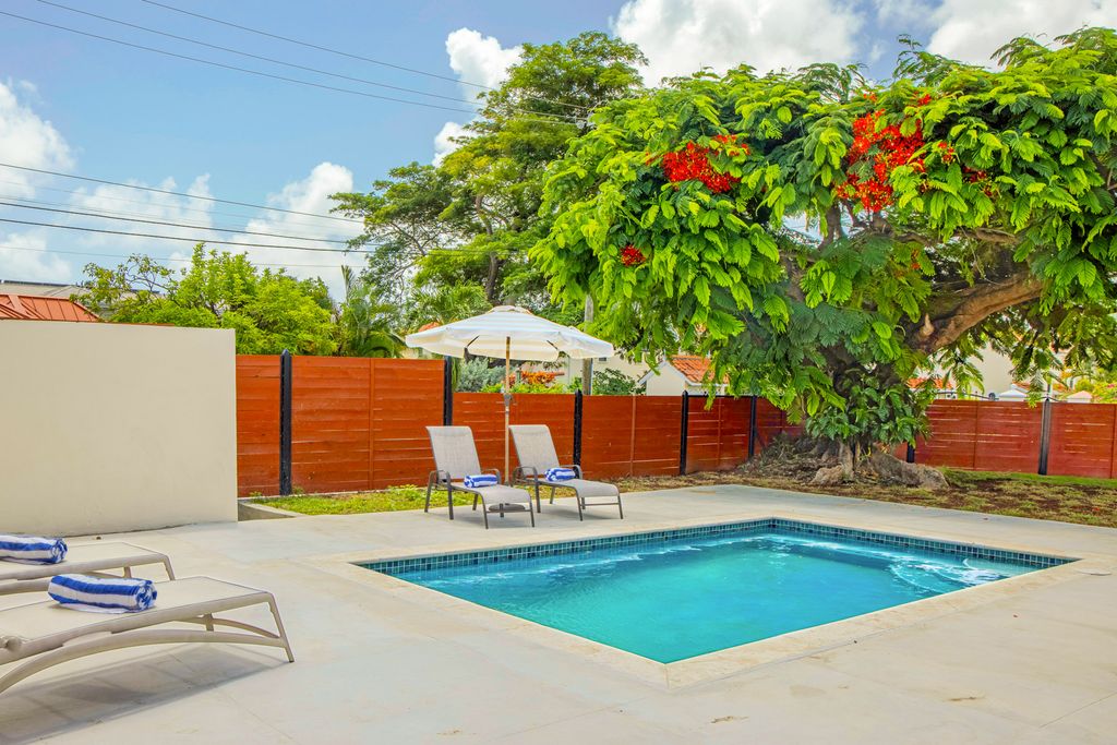 Rodney Bay Retreat Caribbean OliversTravels 1