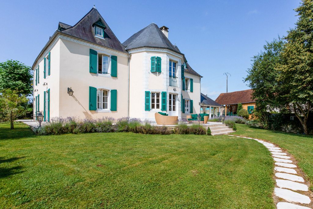 Maison Du Sel Royale Aquitaine Olivers Travels Fr 1