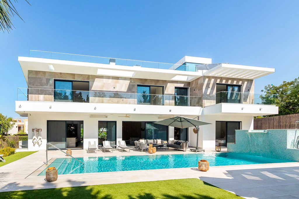Tavira Azure Villa Algarve OliversTravels 1