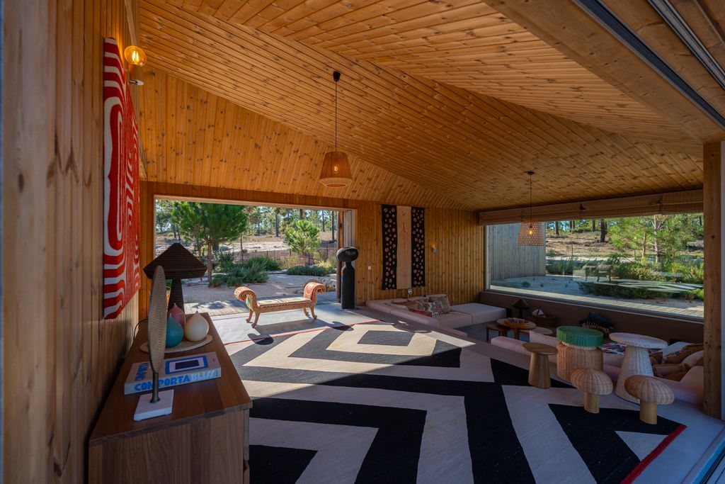 Carvalhal Courtyard OliversTravels 4