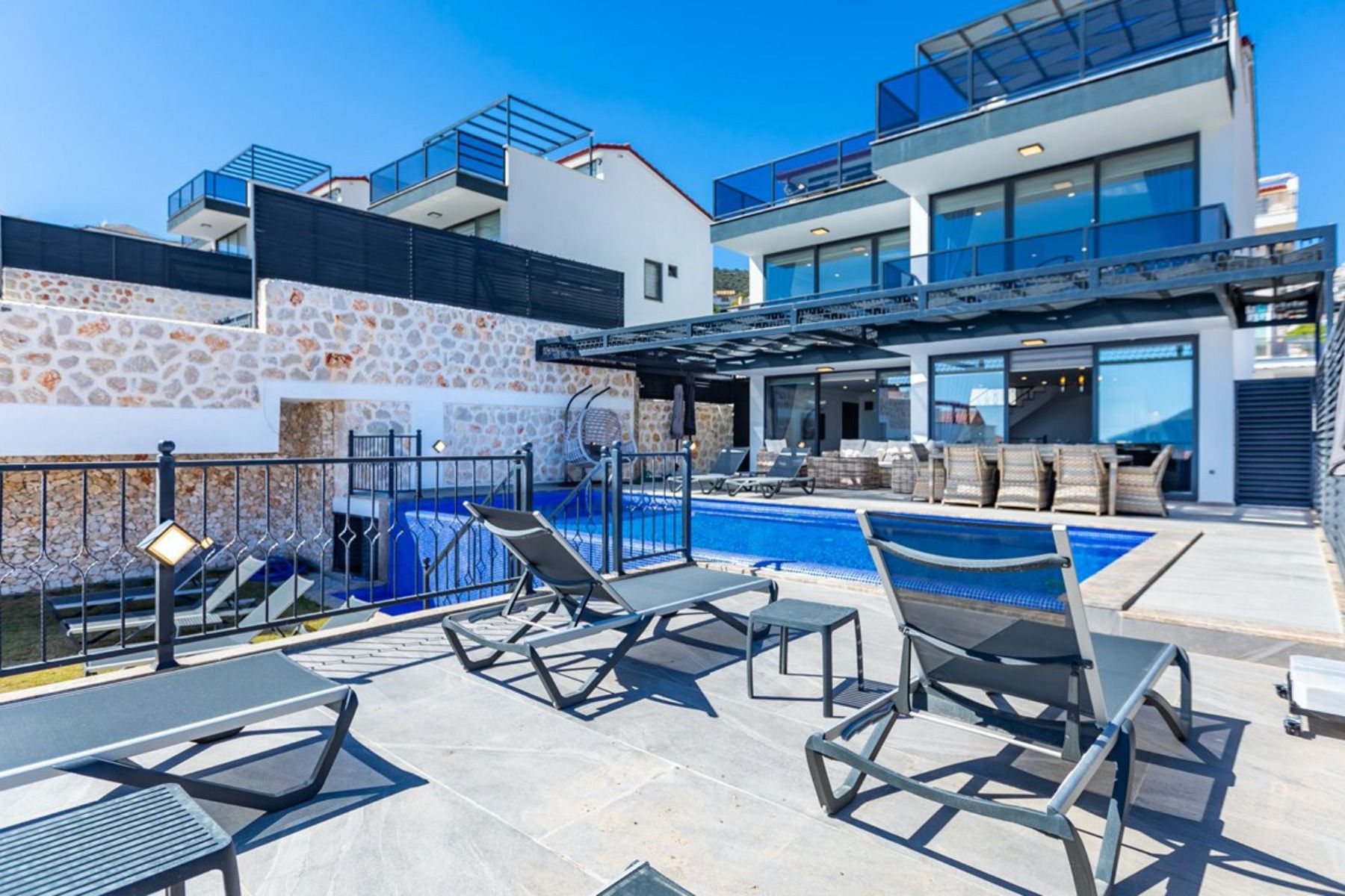 Villa Halite