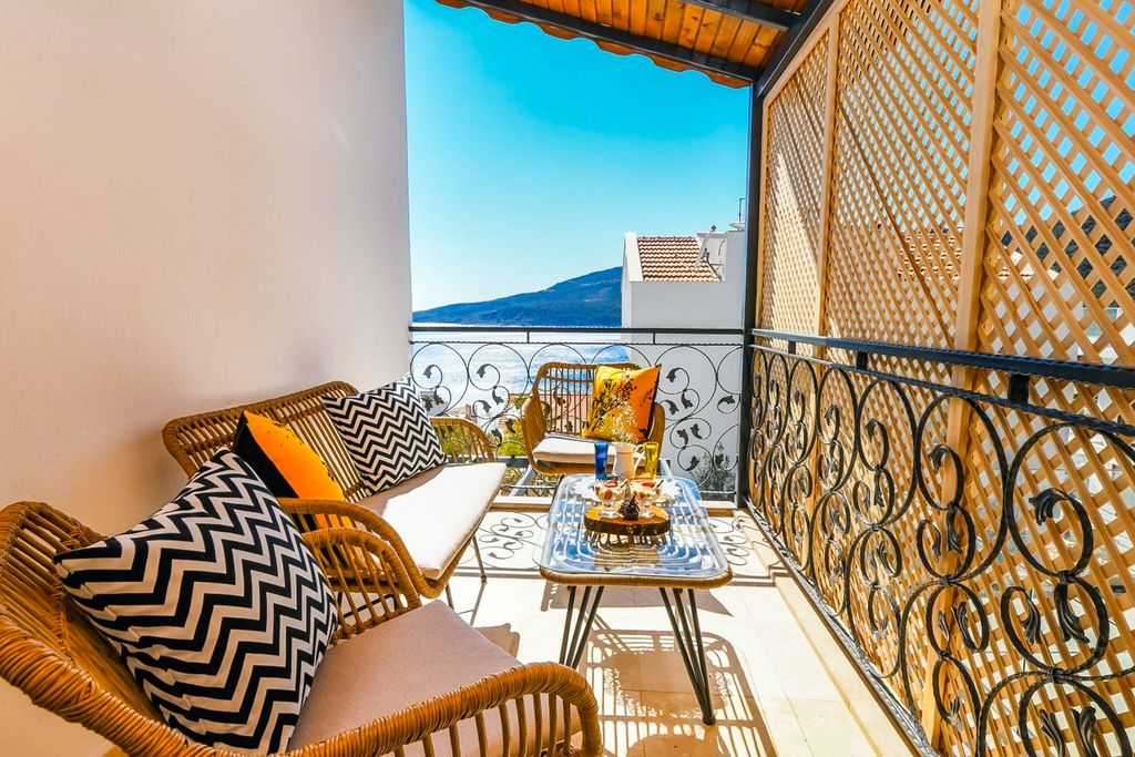Villa Mavi Kalkan OliversTravels 5