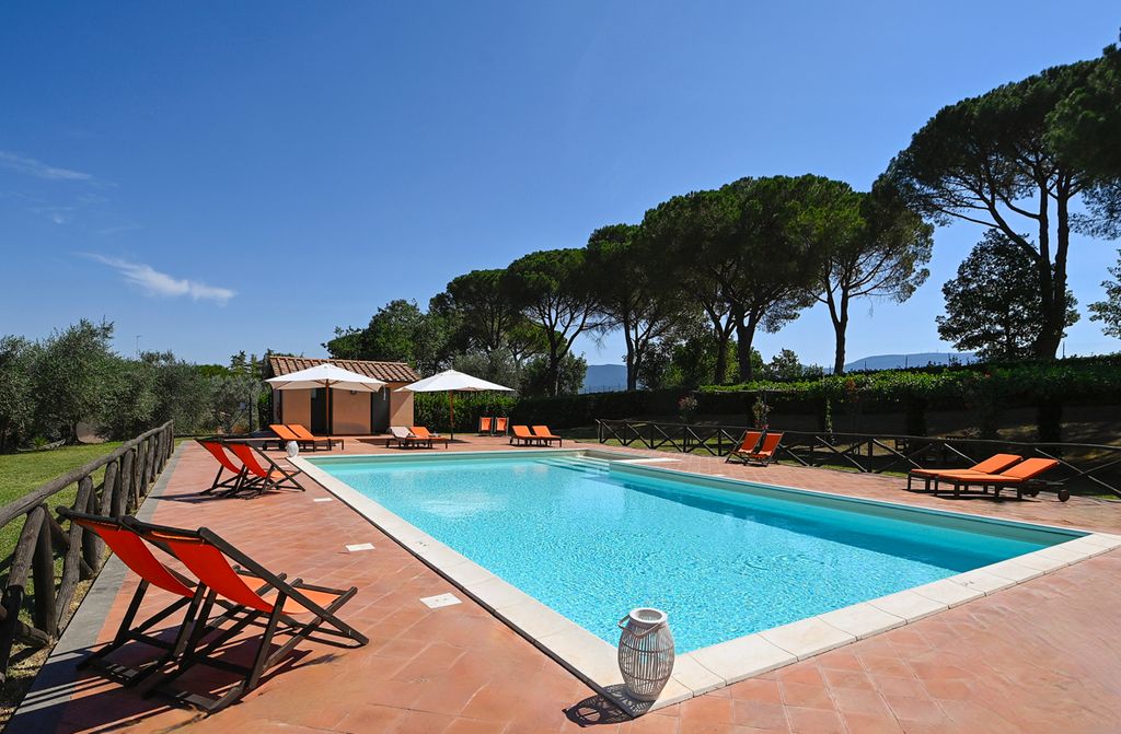 Villa Rovani Lazio Olivers Travels1