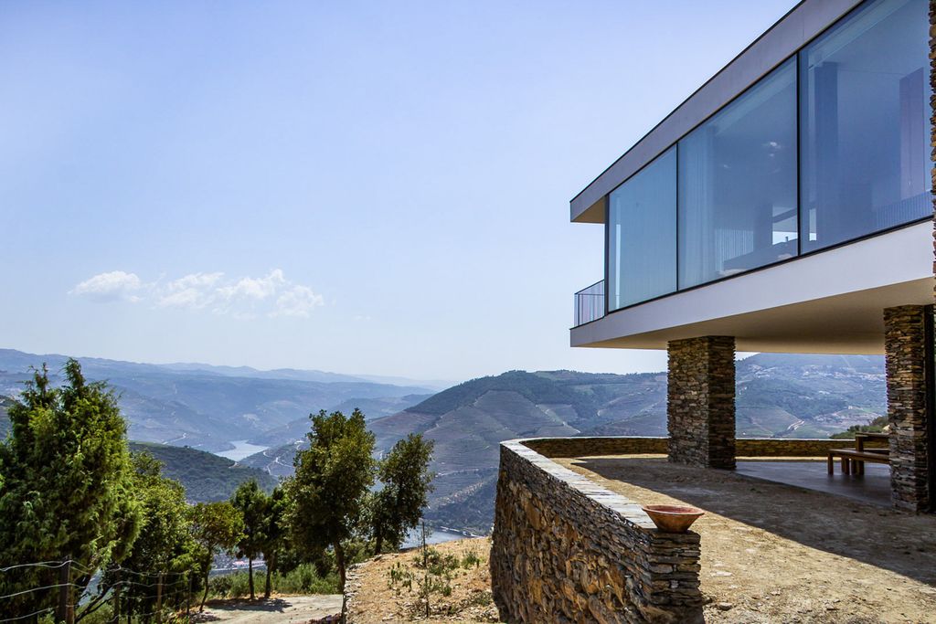 Highland Douro Escape OliversTravels 1