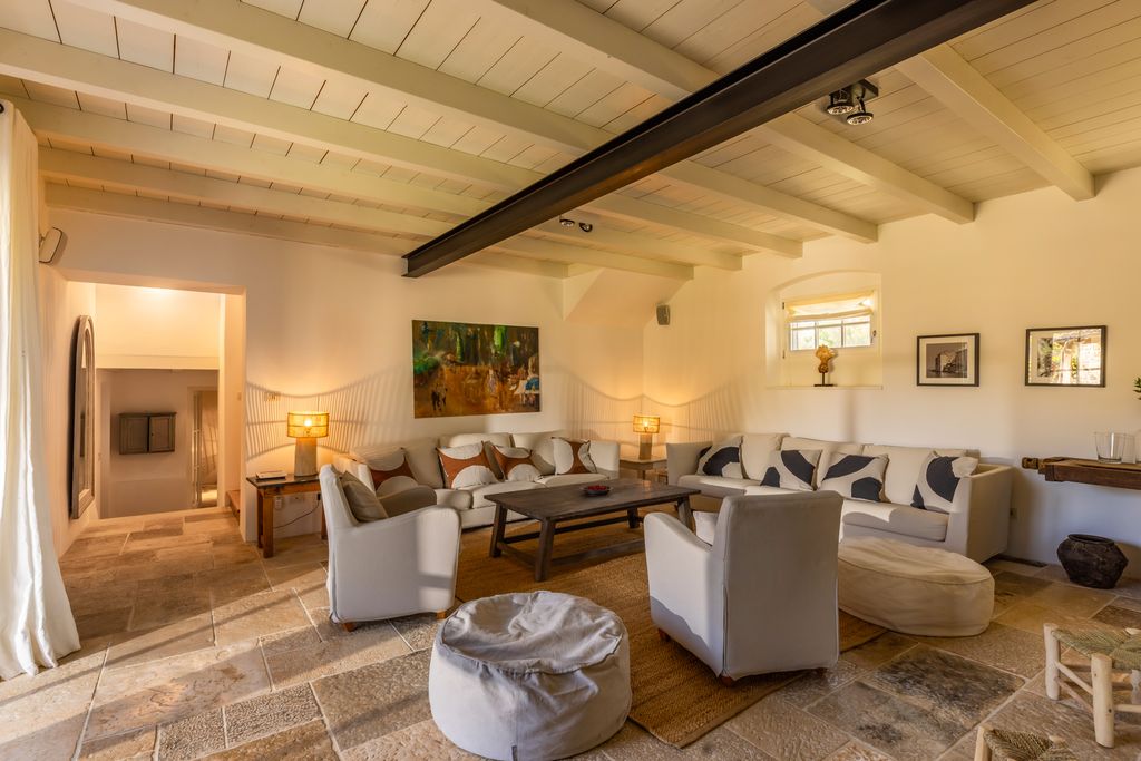 Villa Borina Pascari Village OliversTravels 3