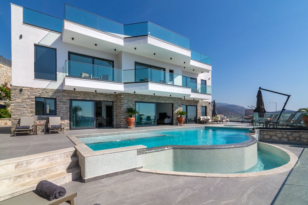 Silver Leaves Kalkan OliversTravels 1