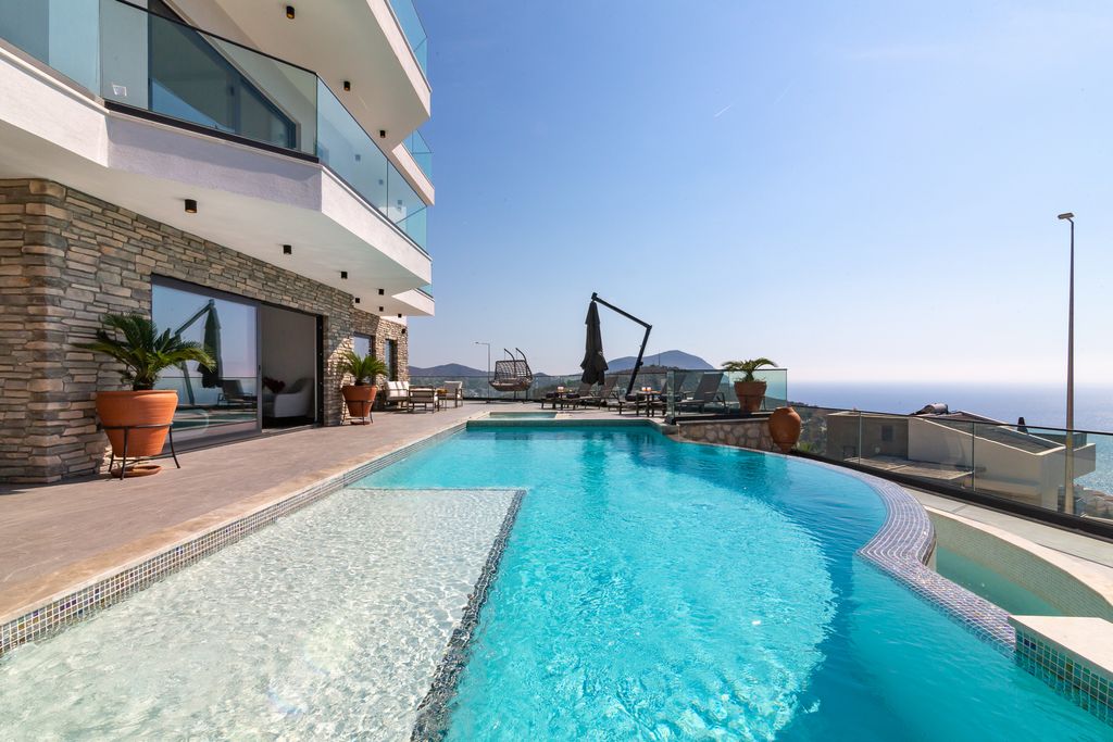 Silver Leaves Kalkan OliversTravels 2