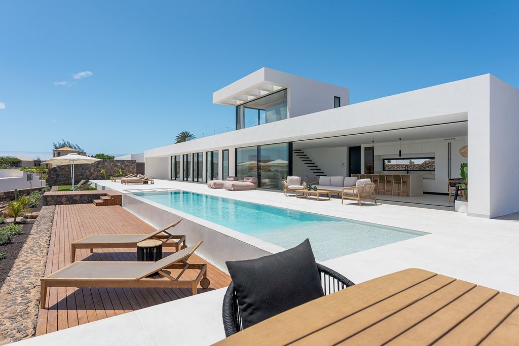 Villa Majanicho OliversTravels 1