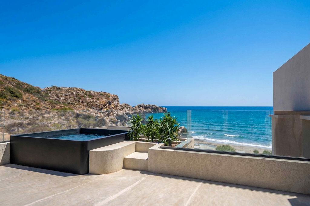Villa Sidonia II Crete Olivers Travels 5
