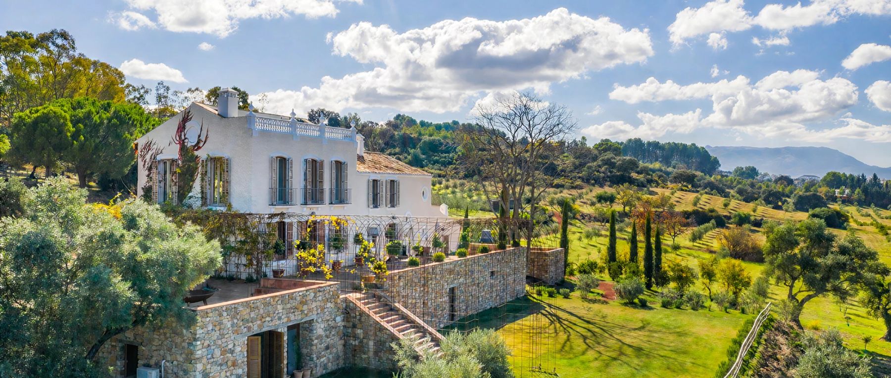 001 cortijo la almazara southern spain olivers travels desktop center