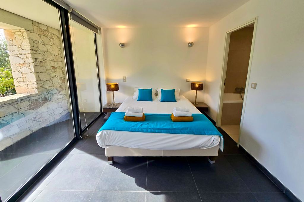 Maison Spinelli CH Olivers Travels 7