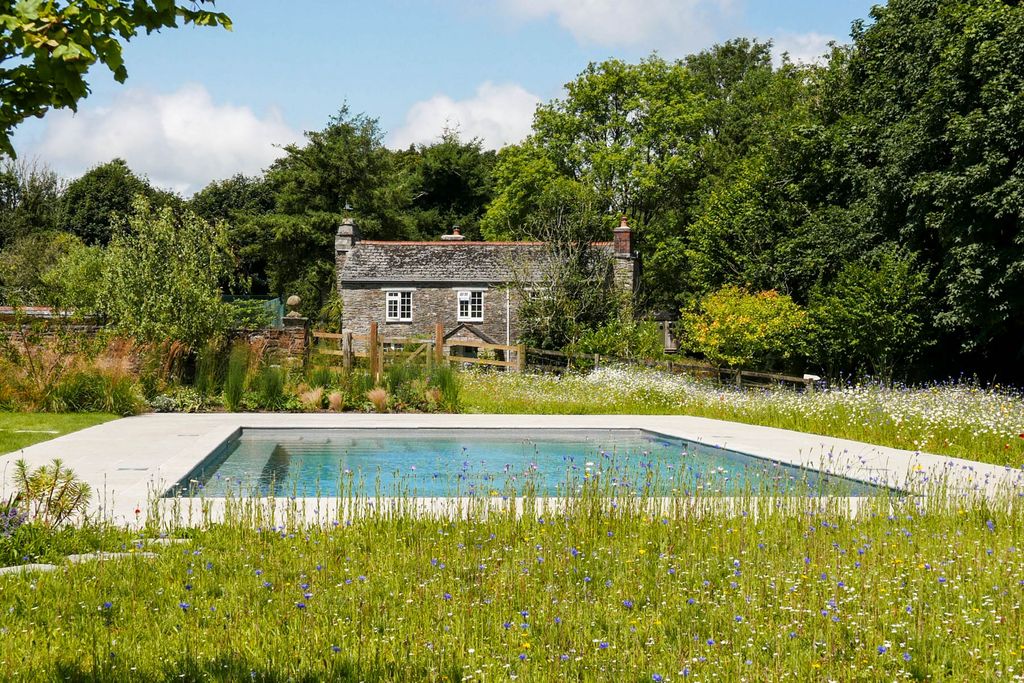 Osier Manor Cornwall Olivers Travels 1