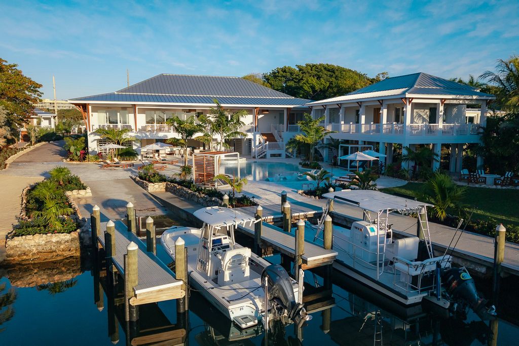 Albury Shores Florida OliversTravels 2