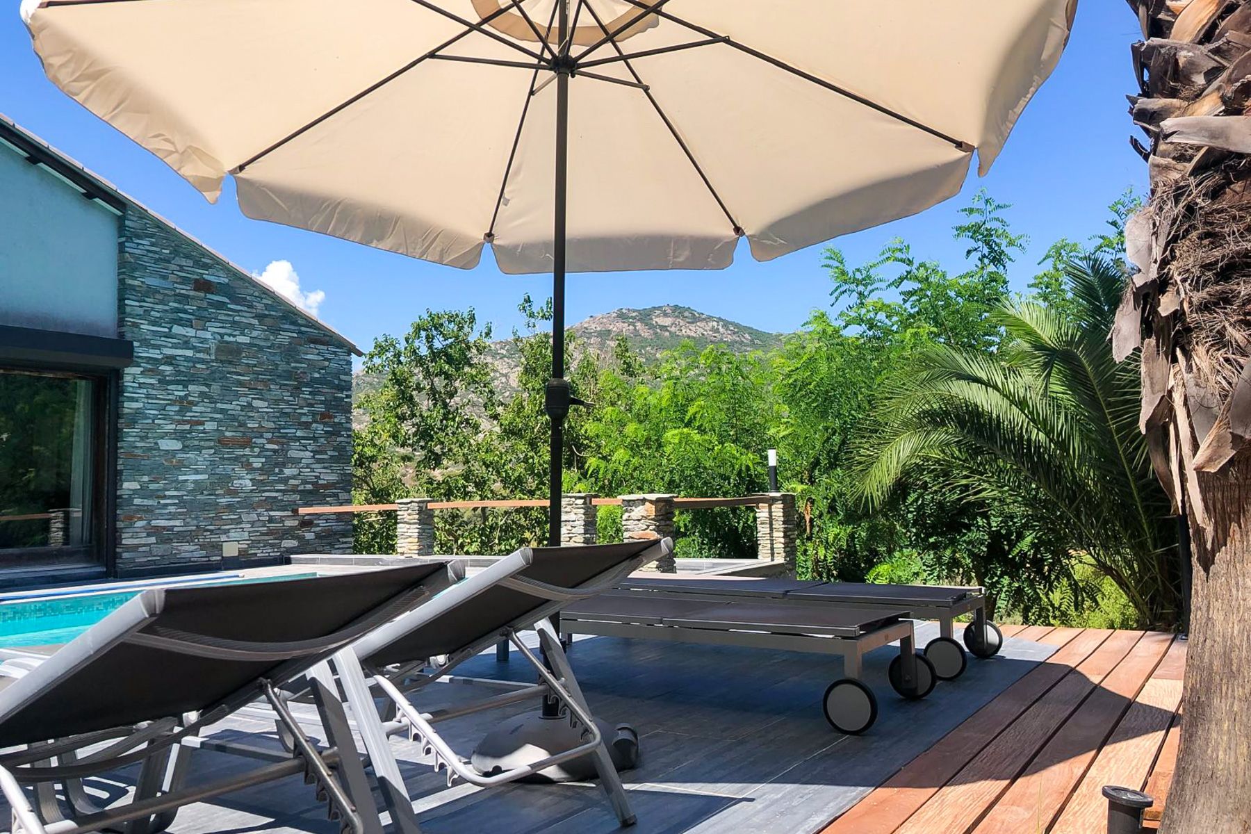 Villa La Roya