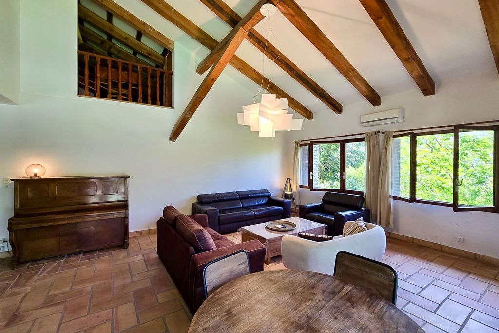 Villa La Roya CH OliversTravels 3