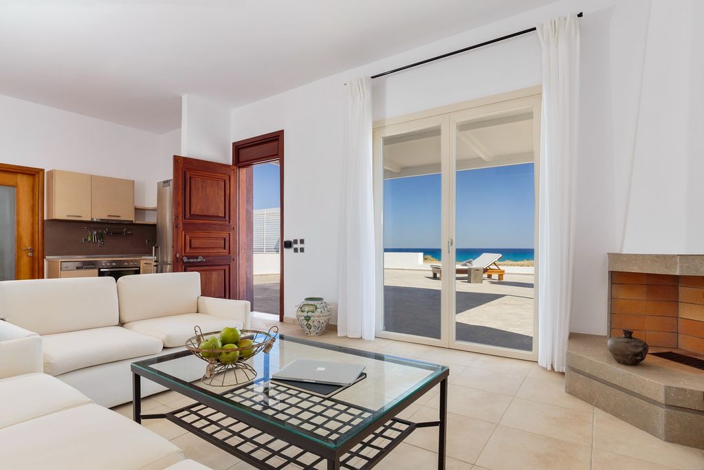 Villa Seaglass Rhodes OliversTravels 3