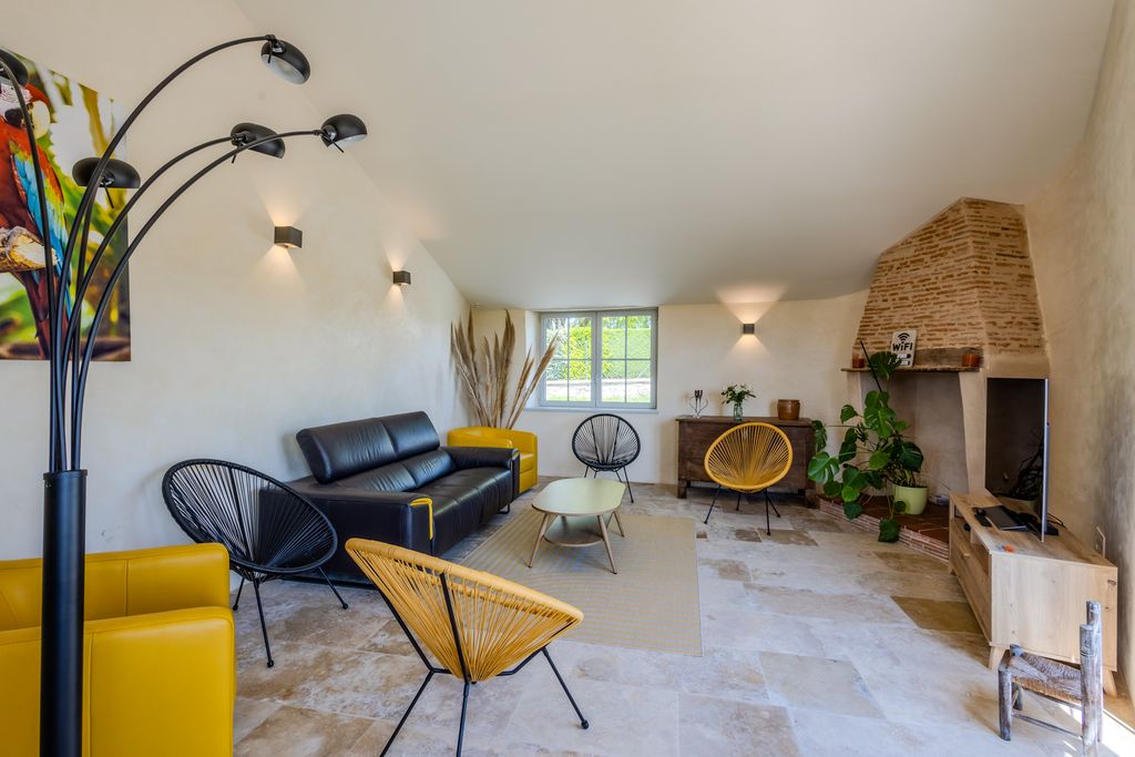 Maison Le Gil PF Olivers Travels 5