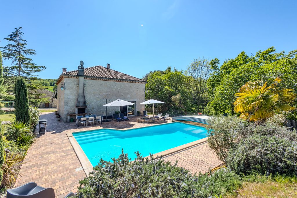 Maison des Combes PF Olivers Travels 1