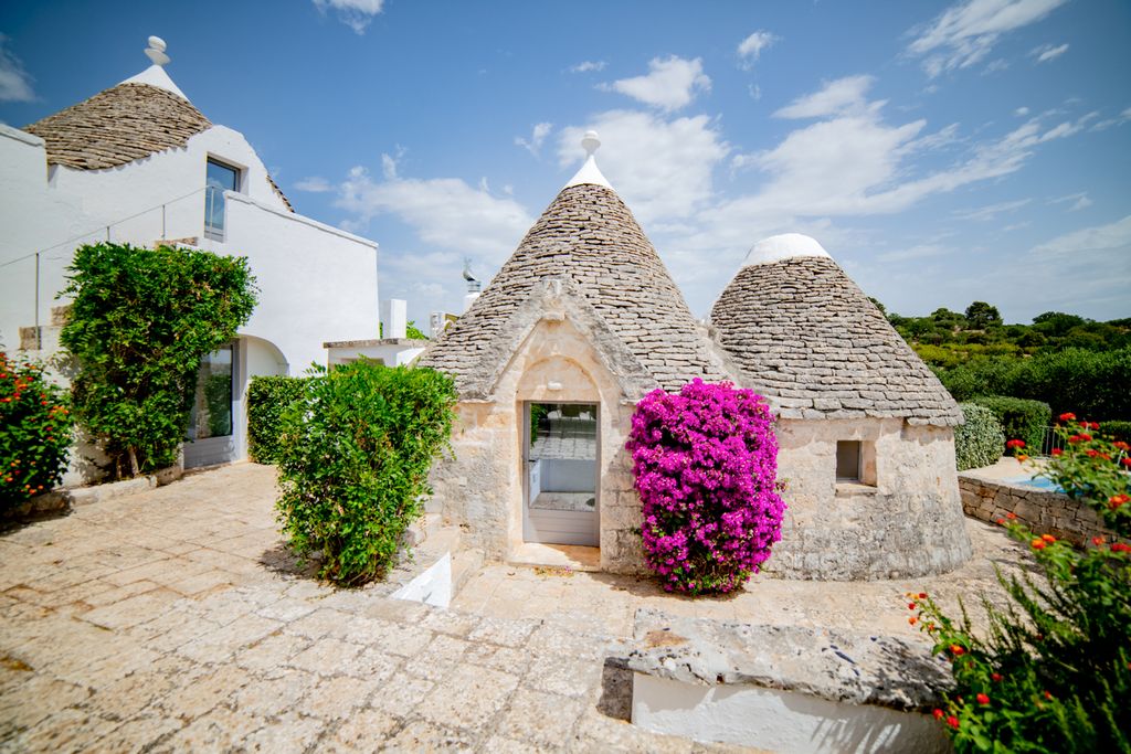 Trulli Lagorio Italy Puglia OliversTravel 1