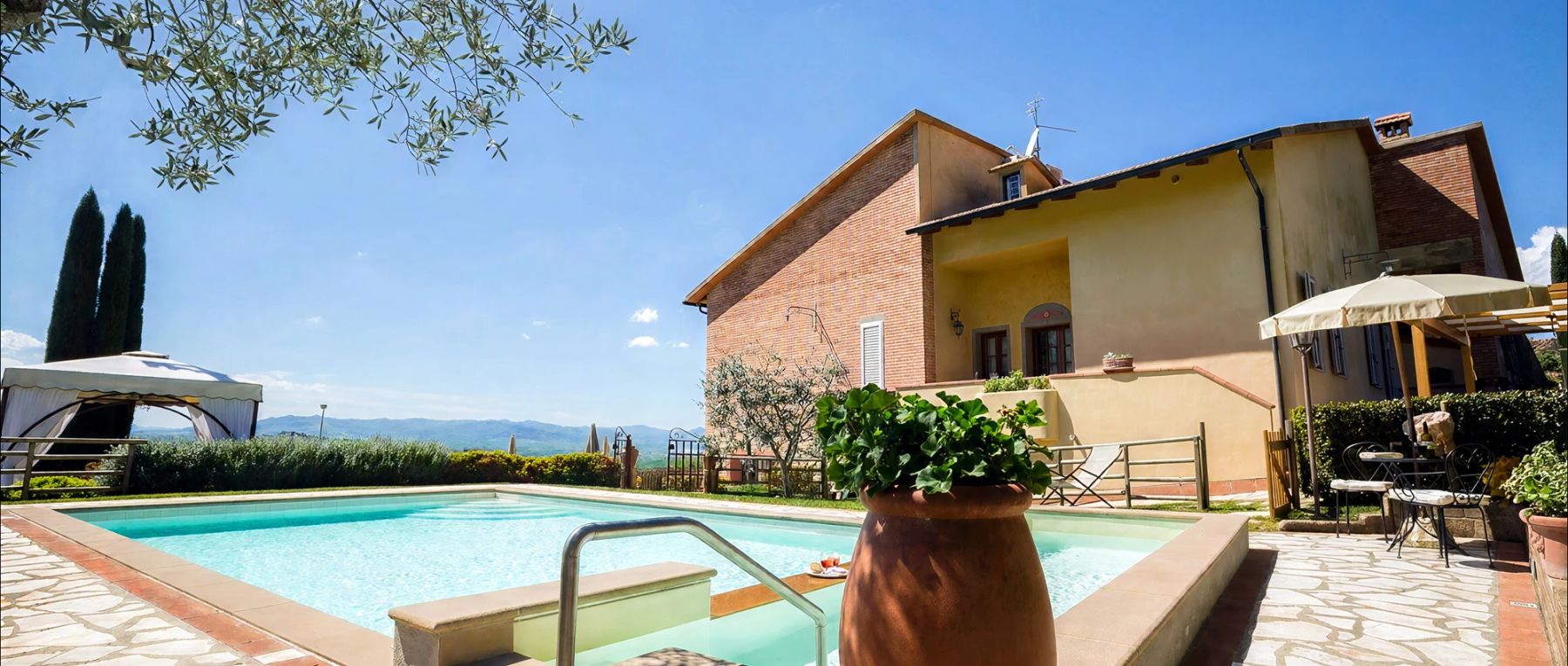 001 villa falco toscano central italy olivers travels desktop center